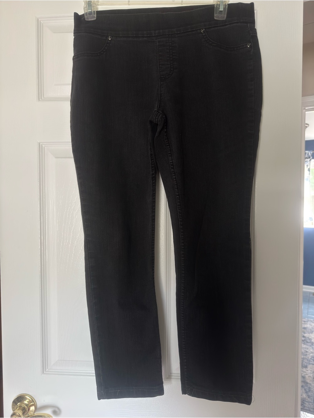 Chico's Black Pull On Straight Leg Jeans